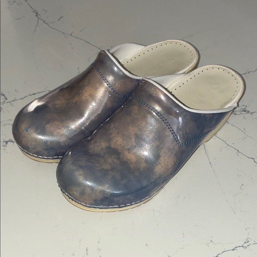 Sanita Shimmering Brown Wedges danish clogs